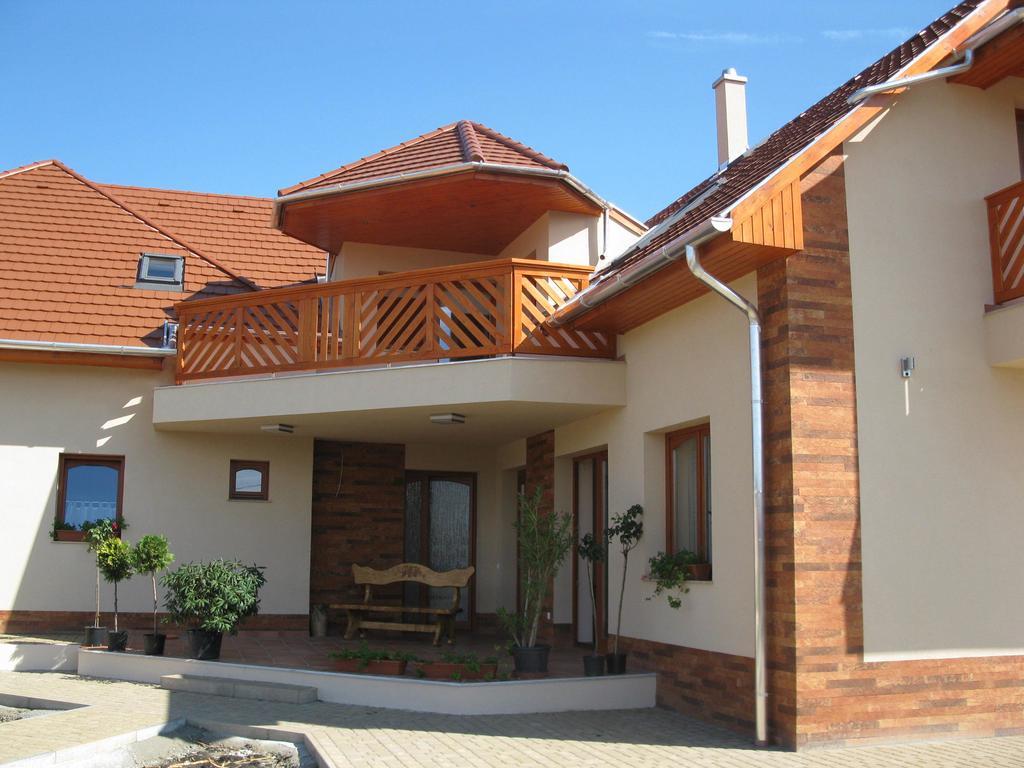 Vidor Vendeghaz Otel Demjén Dış mekan fotoğraf
