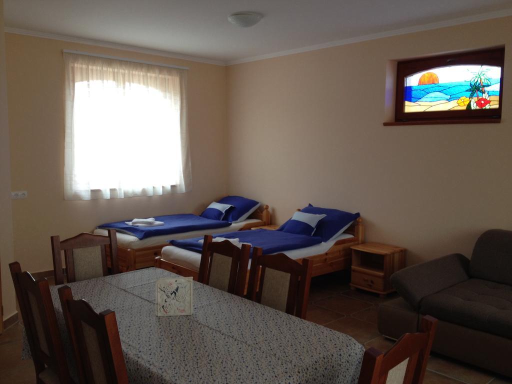 Vidor Vendeghaz Otel Demjén Dış mekan fotoğraf