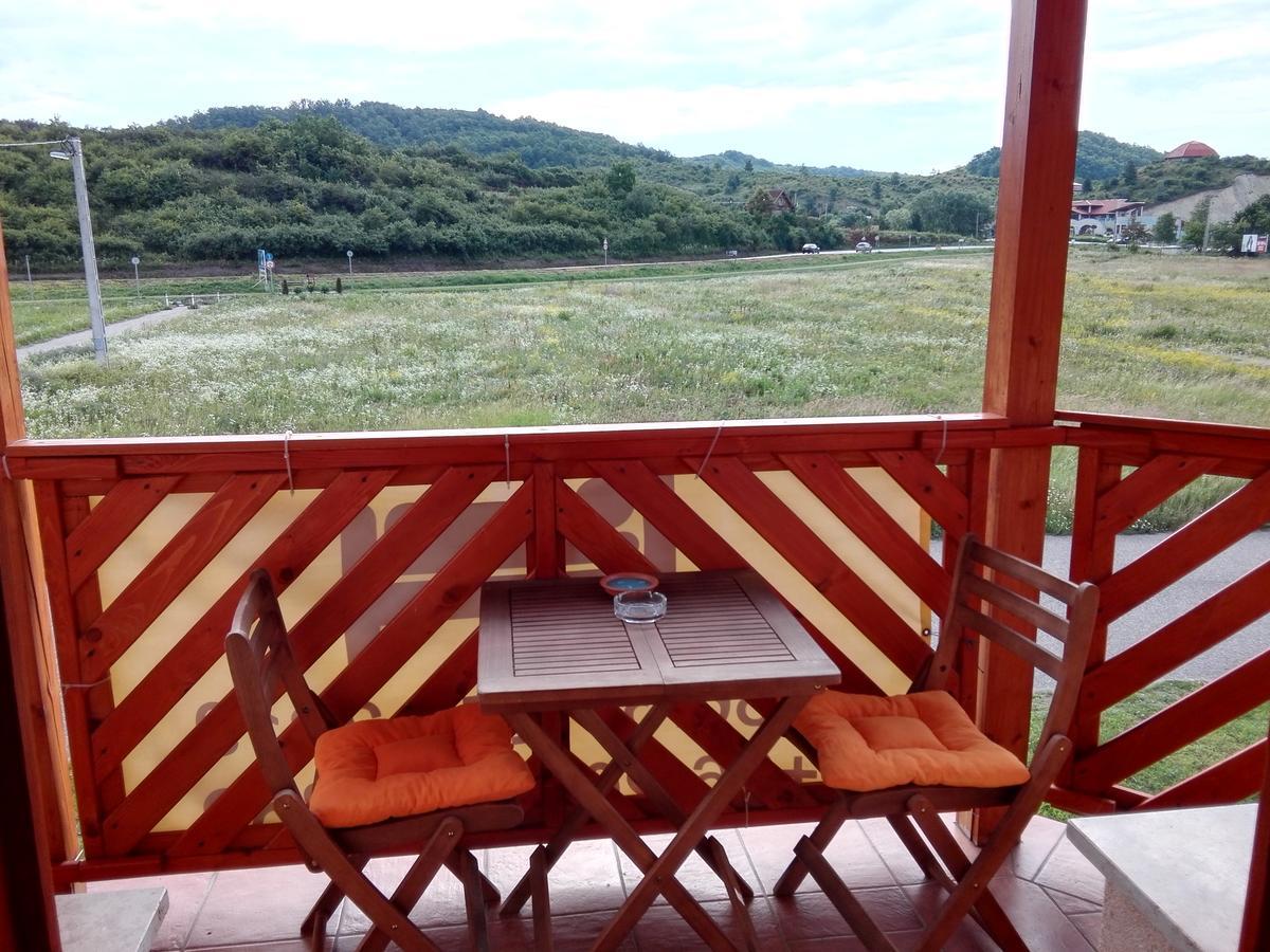 Vidor Vendeghaz Otel Demjén Dış mekan fotoğraf
